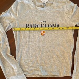 Hollister Long Sleeve Tee NWT Grey Barcelona